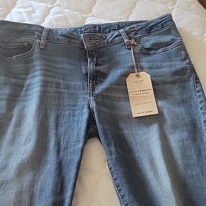Lucky 👖